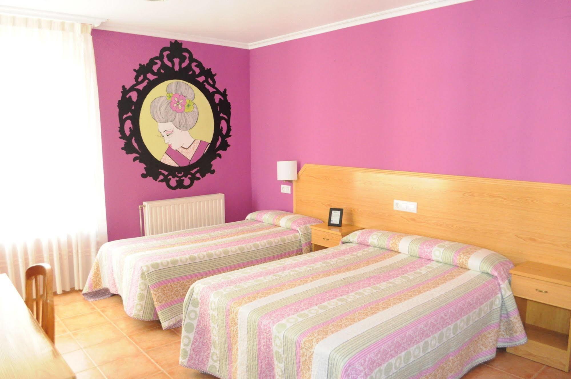 Hotel Brios Lugo Esterno foto