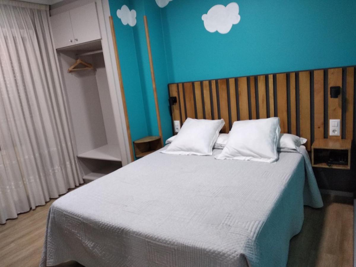 Hotel Brios Lugo Esterno foto